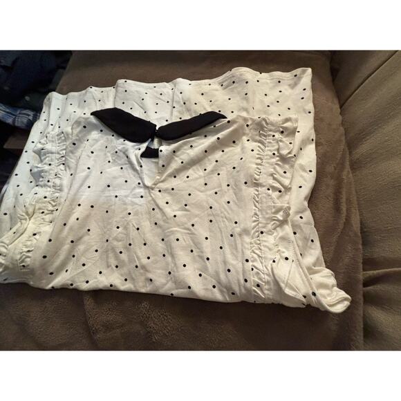 CeCe White With Black Dots Ruffled Sleeveless Black Collar - Picture 6 of 6